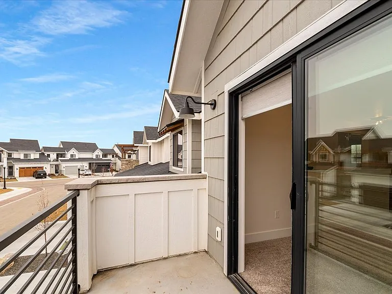 6642 N Asissi Ln — Photo 30
