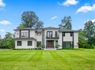 17 Wallenberg Circle, Monsey, NY 10952