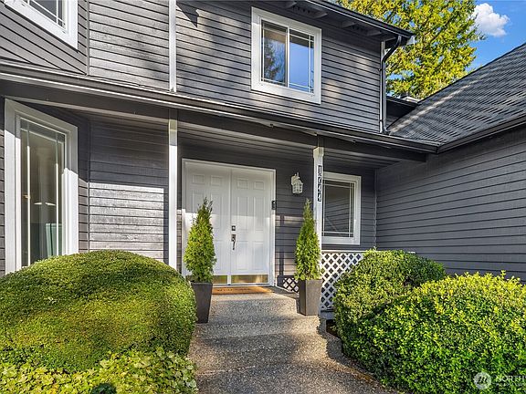 2nd image of 1744 229th Avenue NE