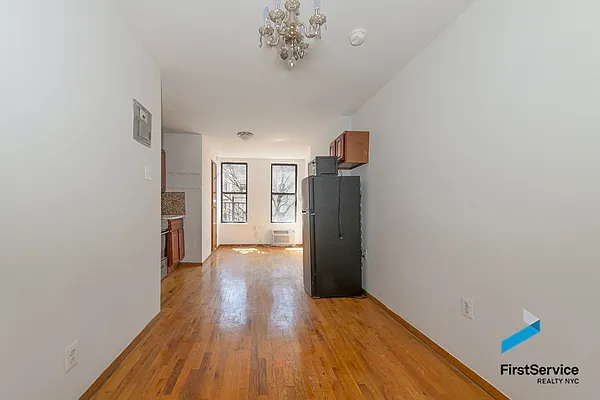 Rented by FirstService Realty (legacy) | media 13