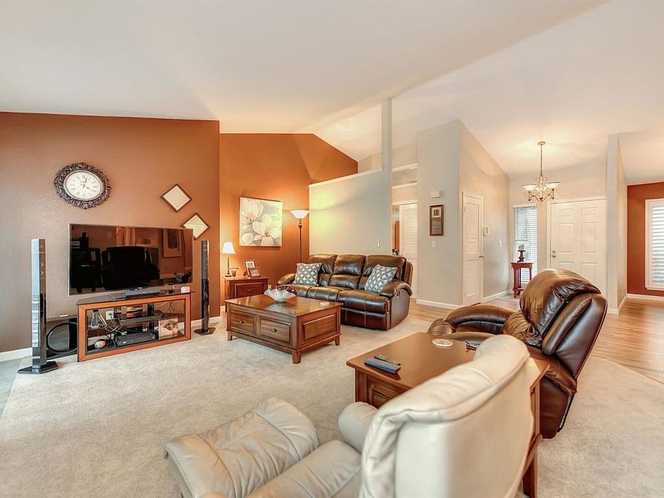 1st image of 110 Rocky Cove Ct