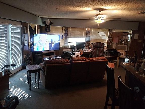 3rd image of 1100 Noble Ave
