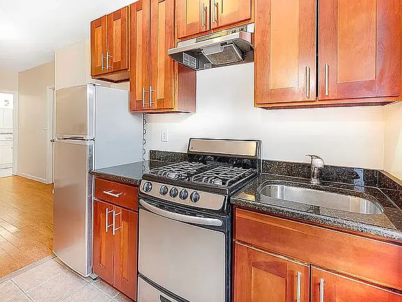 5th image of 133 Avenue C APT 3B