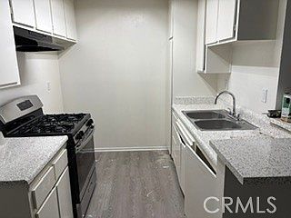 5th image of 801 S Lyon St APT A110