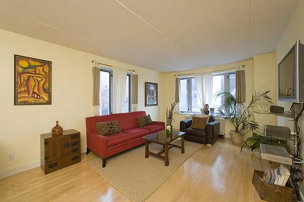 Rented by Corcoran | media 1