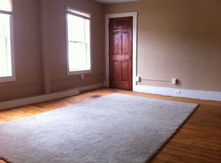 36 Central St #1, Windsor, VT 05089