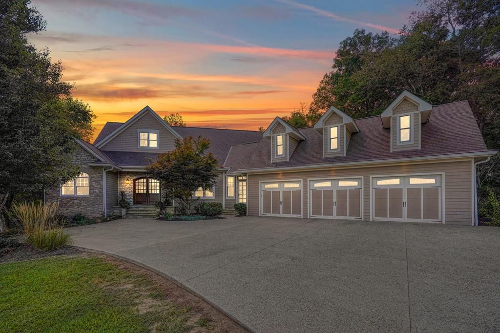 Real estate listing image