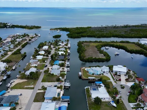 16057 Bowline St, Bokeelia, FL 33922