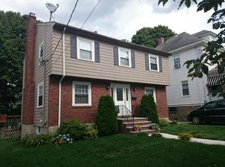 31 Garnet Rd, West Roxbury, MA 02132