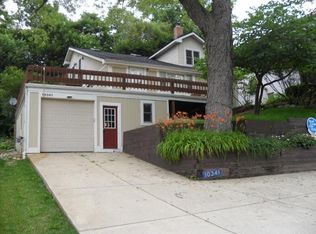 10341 Cedarcrest Rd, Whitmore Lake, MI 48189