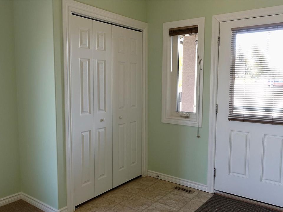 1st image of 100 Pearson St #4