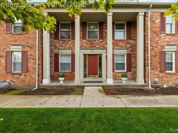 1665 Huntington Park, Rochester, MI 48309
