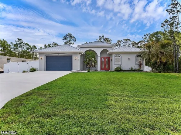 816 Columbus Ave, Lehigh Acres, FL 33972