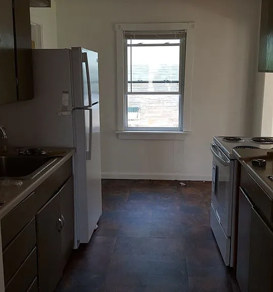 630 1/2 S Huttig Ave — Photo 14