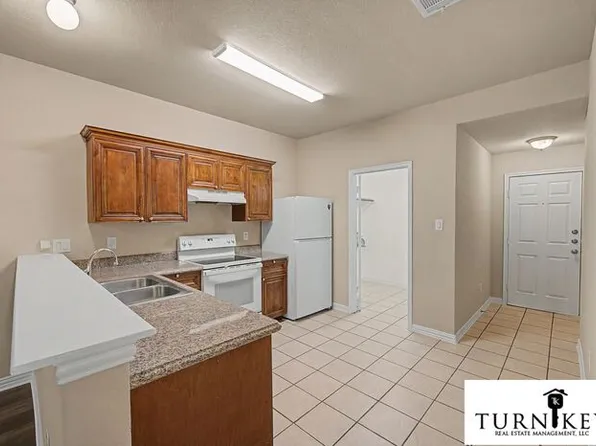 3126 S Cherry Ln, Fort Worth, TX 76116