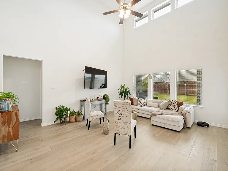 10125 Kayak St — Photo 5