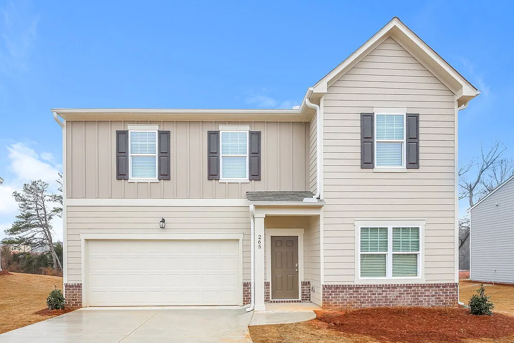 4 bed, 2.5 bath, 2406 sqft, $2,420 — Photo 1