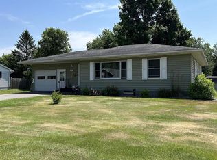 307 W Sycamore St, Dorchester, WI 54405