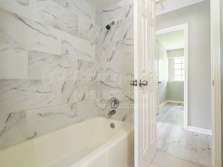 9196 White Oak Dr — Photo 6