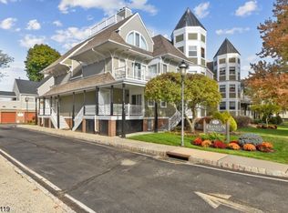 22 Franklin Pl #D, Morristown, NJ 07960