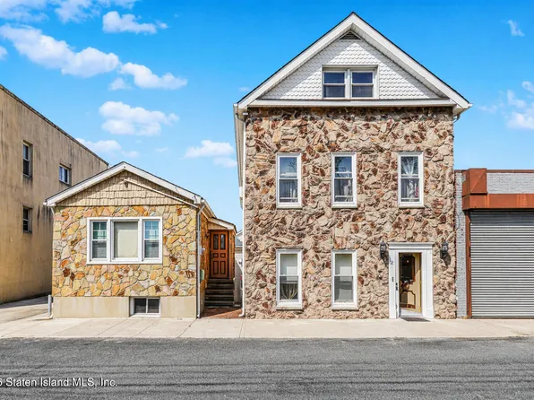 12 Balfour St, Staten Island, NY 10305
