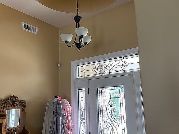 3rd image of 5142 Regents Park Dr