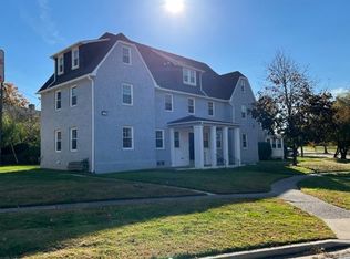 2 Friendship Cir #6, Dundalk, MD 21222