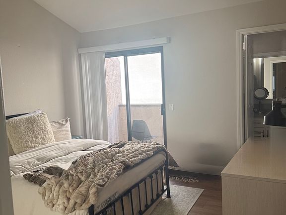 5th image of 1338 Thomas Ave APT B