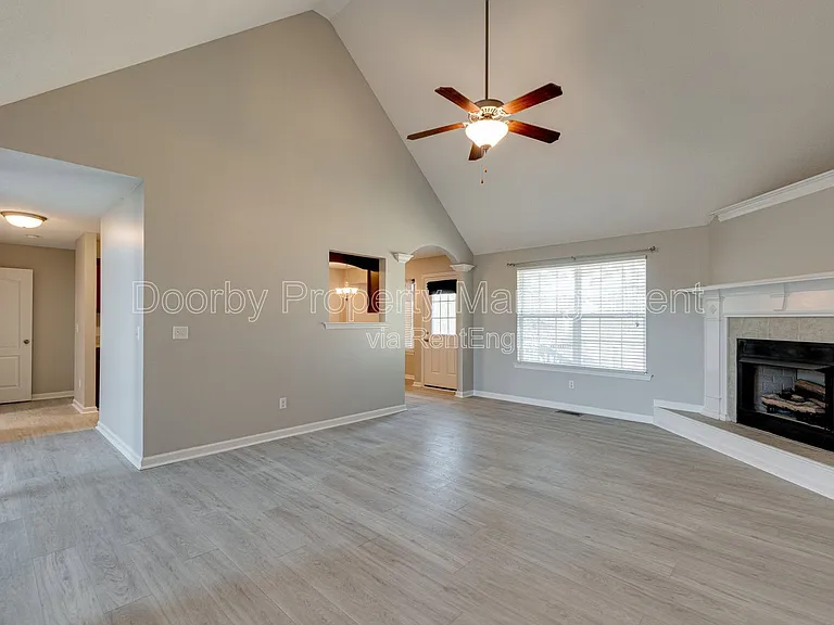 7420 Salmon Ln — Photo 8