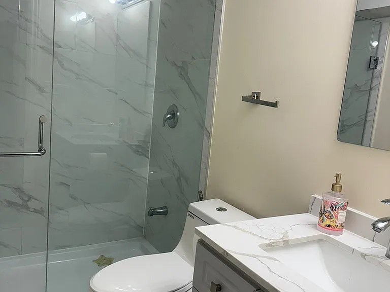 684 Linden Dr #BASEMENT — Photo 16