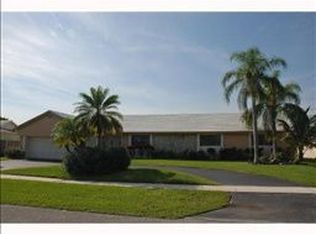7520 SW 8th St, Plantation, FL 33317