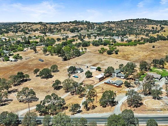 3rd image of 7612 Highway 26