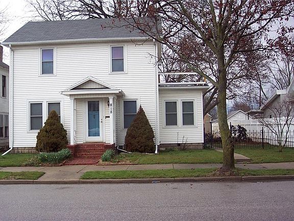2nd image of 818 Park Ave
