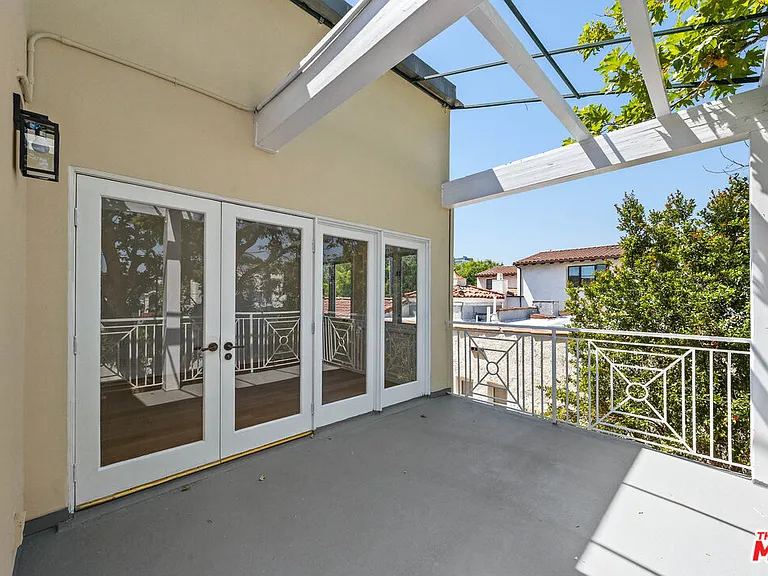 244 S Almont Dr — Photo 58