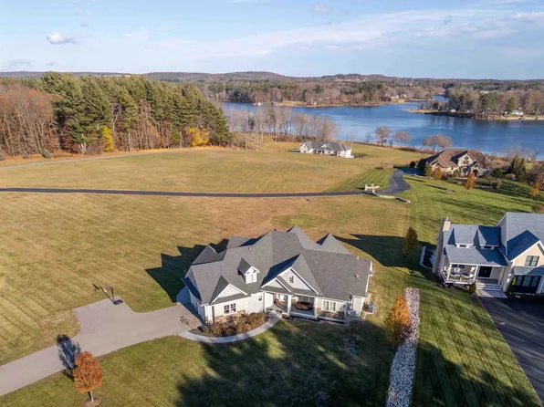 25 Fosters Drive, Dover, NH 03820