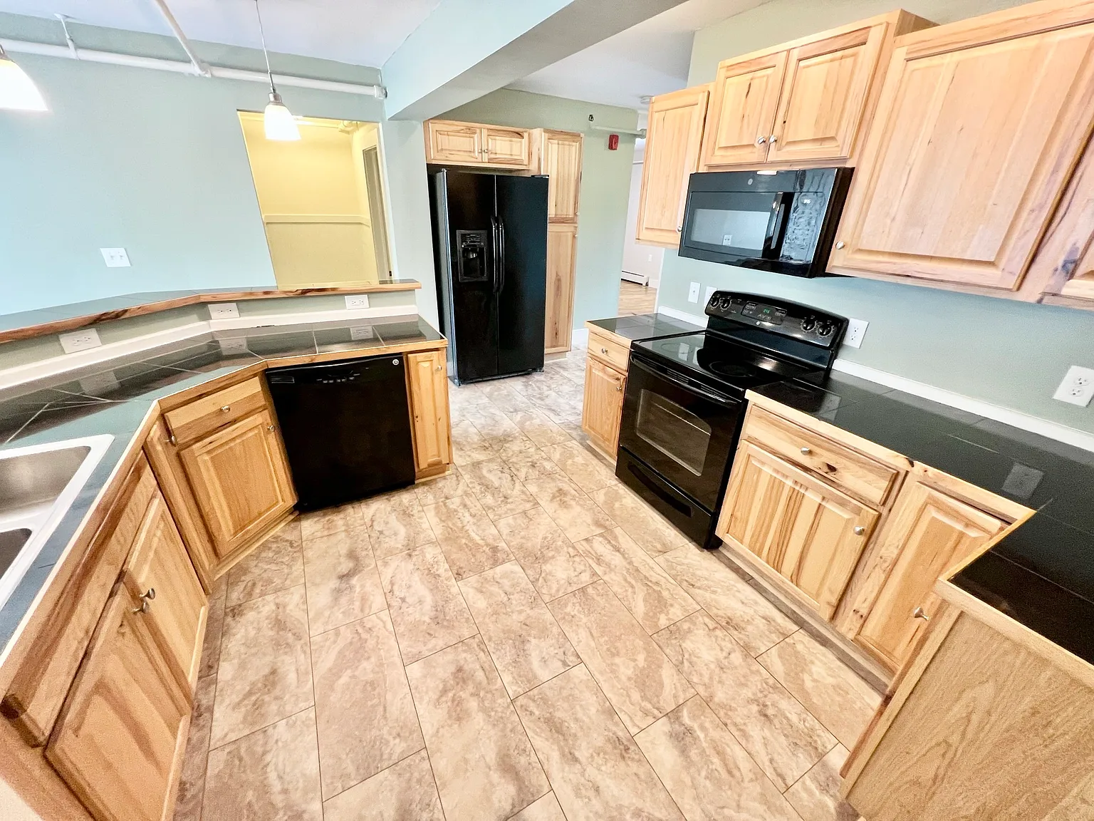 132 Middle St — Photo 4
