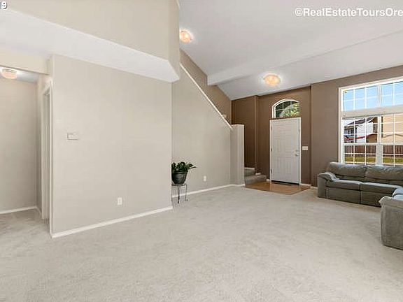 2nd image of 2193 SE 60th Ave