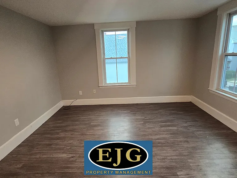 389 Lake Ave #9 — Photo 17