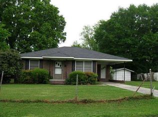 404 E May St, Calhoun, GA 30701