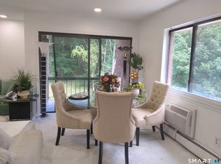 943 High Path Rd #943, Windsor, CT 06095