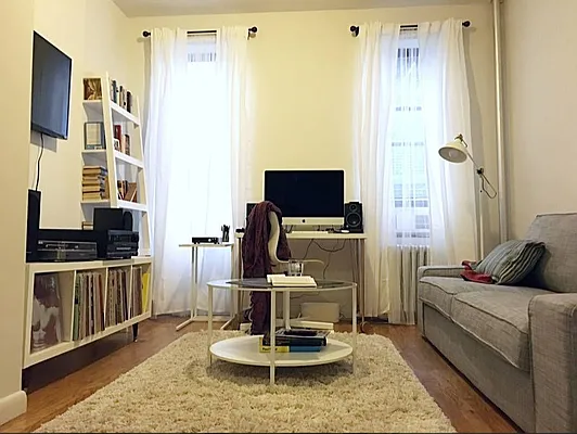 Rented by Chartwell Manhattan Realty | media 1