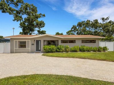 381 Kingfish Dr SE, Saint Petersburg, FL, 33705