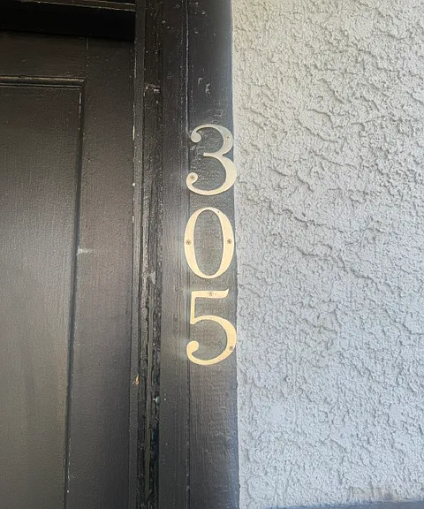 305 N Franklin St — Photo 1