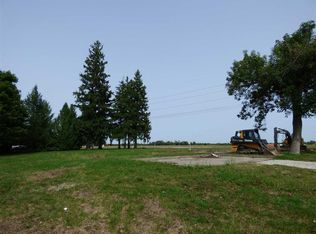 4589 Sand Rd SE, Iowa City, IA 52240