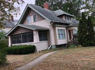 210 Michigan Ave, Owosso, MI 48867