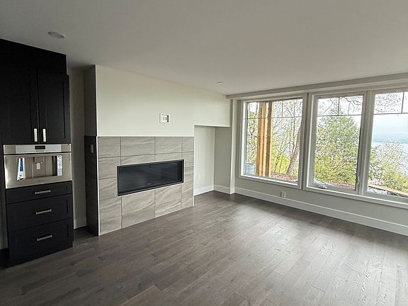 5th image of 3 Tree Tops Ln Unit 101