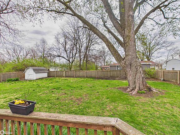 5th image of 108 Deppe Ln