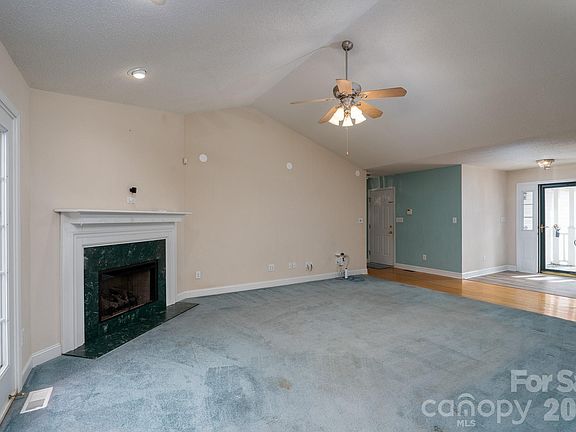 4th image of 462 Cress Loop Rd