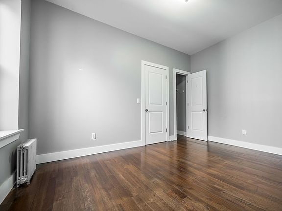 3rd image of 2026 Ocean Ave #5