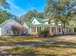 1154 Frost Ln, Laurel Hill, FL 32567